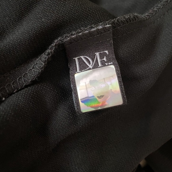 DVF Diane von Furstenberg New Julian Two Wrap Black 3/4 Sleeve V neck 10 - Picture 6 of 9